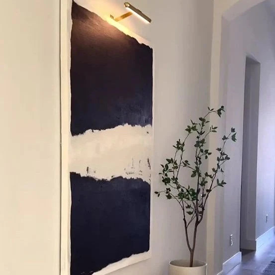 GlowCraft – Adjustable Wireless Light for Perfect Art Display